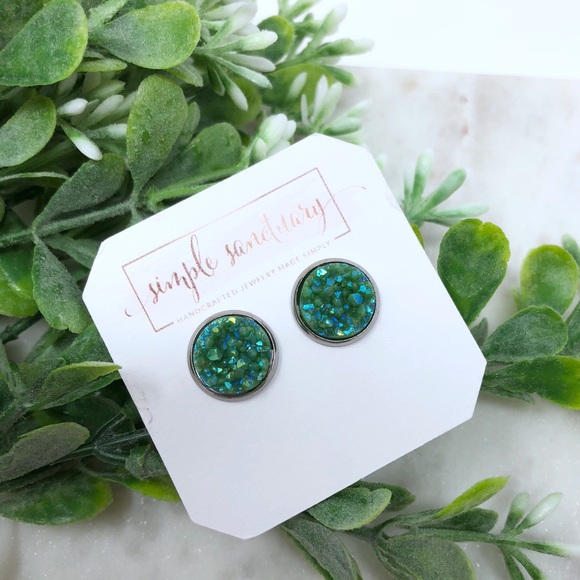 Green Druzy Earrings - Picture 3 of 4